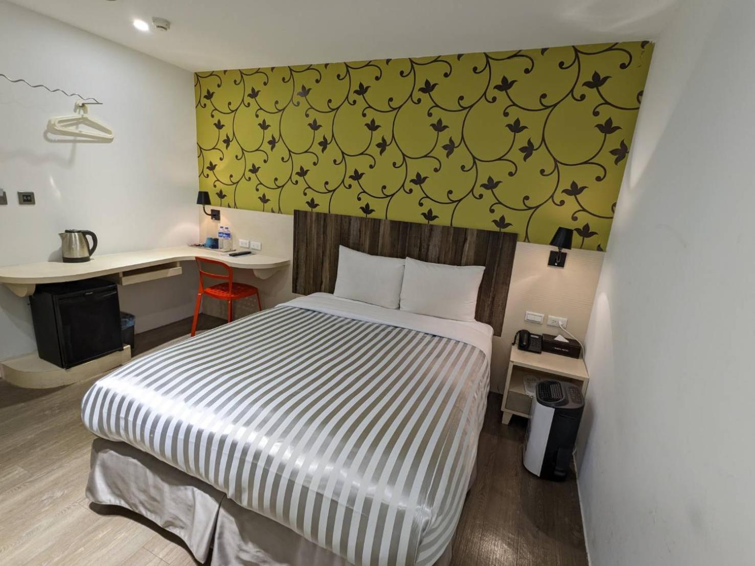 Ximen Hotel