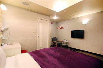 Hotel Ximen 3*