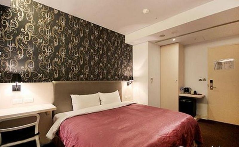 Hotel Ximen 3*