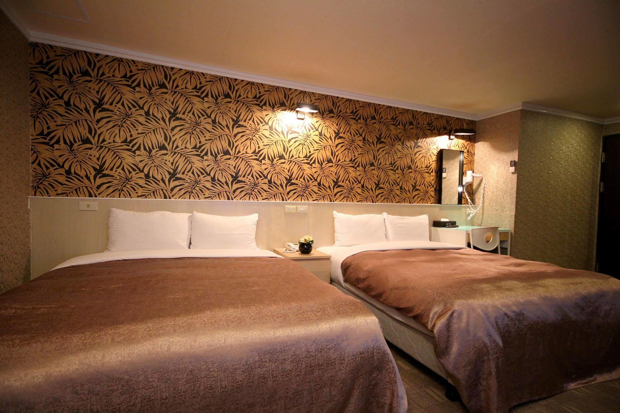 Ximen Hotel